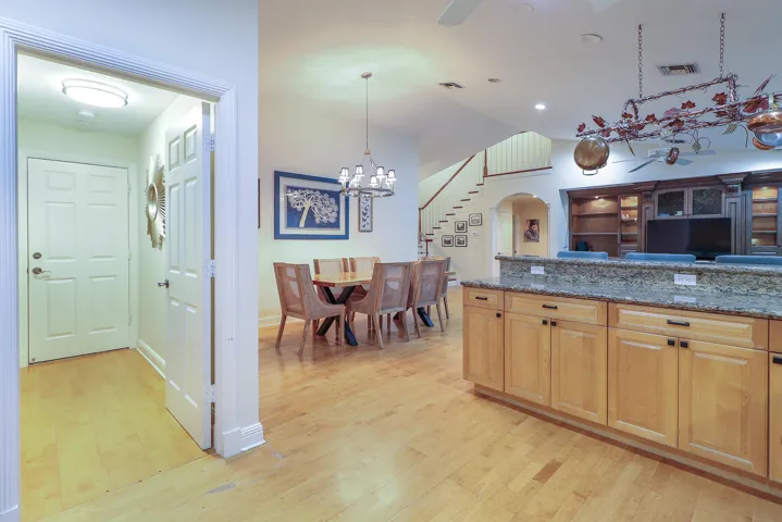 27-Kitchen