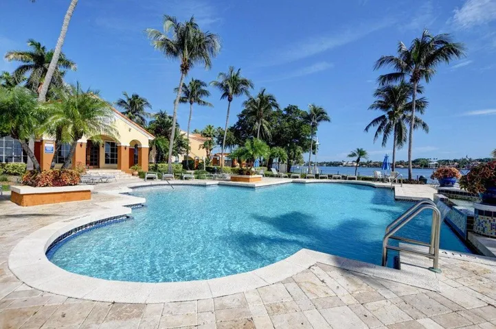 YACHT CLUB MAIN POOL W CLUBHOUSE