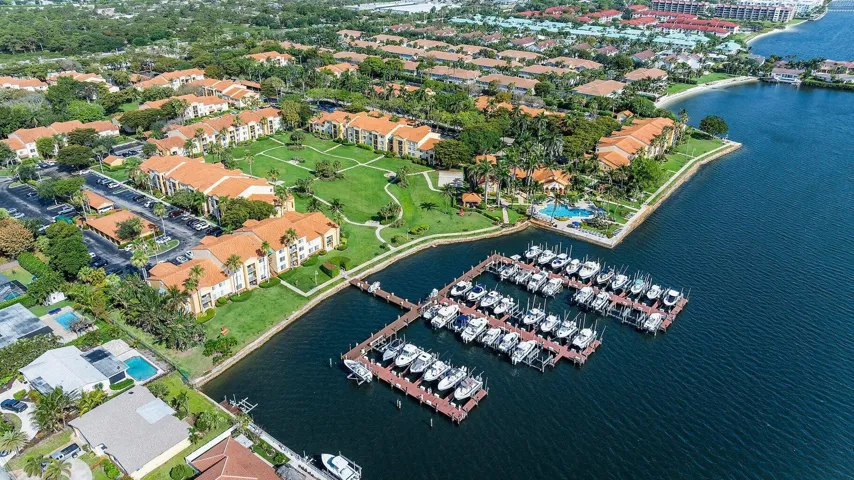 YACHT CLUB ARIEL PROP +ICW+SURROUNDING H