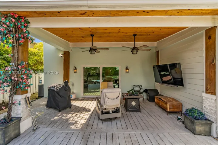 Deck
