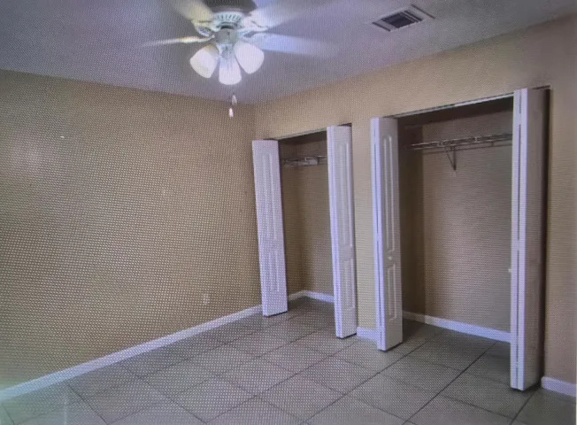 1155 open master closet