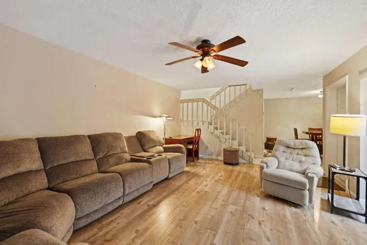 825 Center St #39D - Living Room