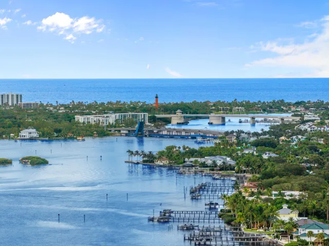 Jupiter Plantation - Waterway