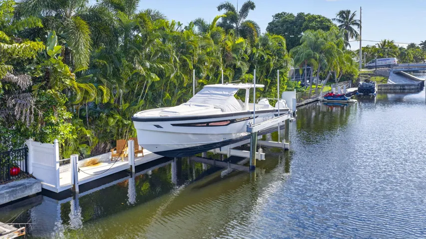 Dock