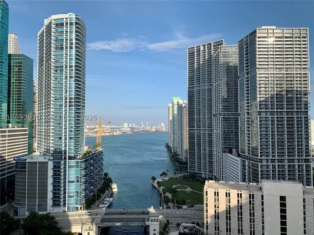 31 Se 5th St 2806, Miami, Florida 33131