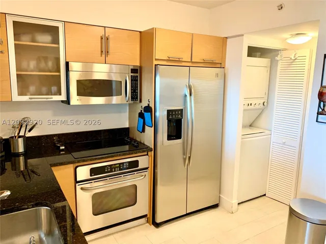 31 Se 5th St 2806, Miami, Florida 33131