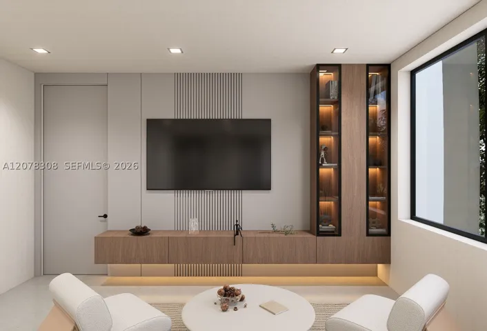 Family Room 2nd floor / view 2
