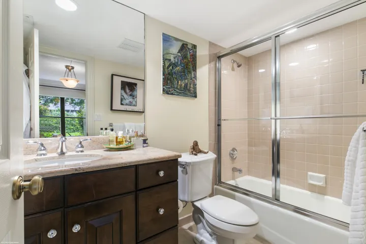 2735 Polo Island Dr k-103 030