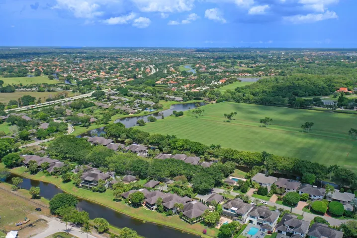 2735 Polo Island Dr k-103 001