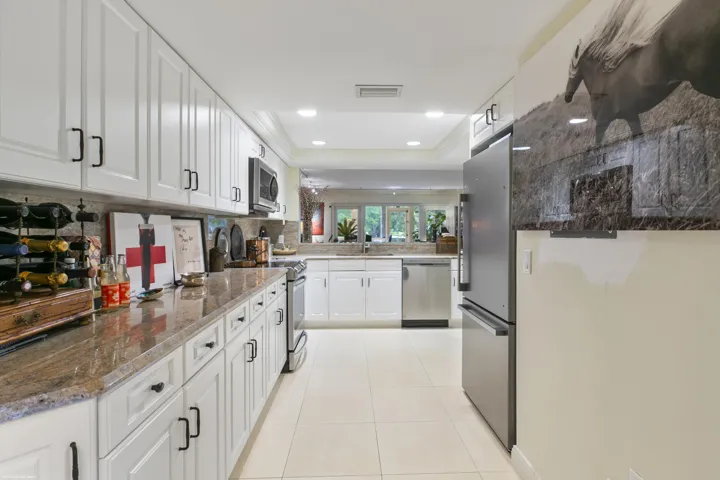 2735 Polo Island Dr k-103 016