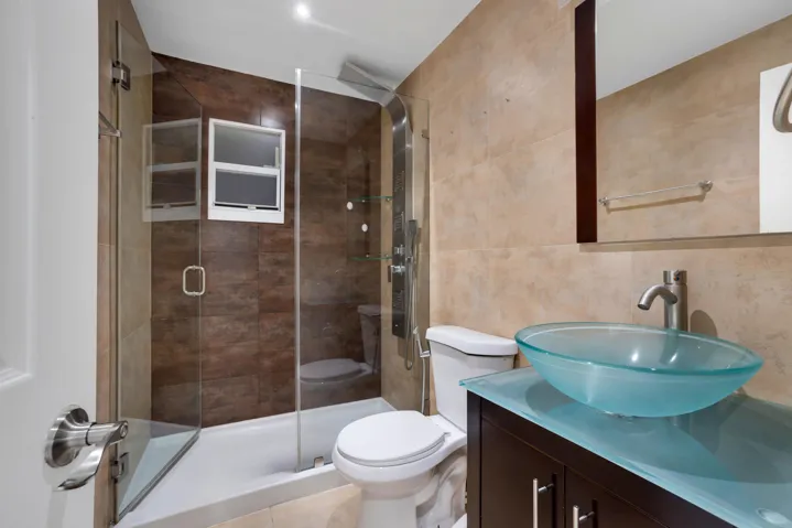 242 W 19th St-Hialeah, Adalberto-15