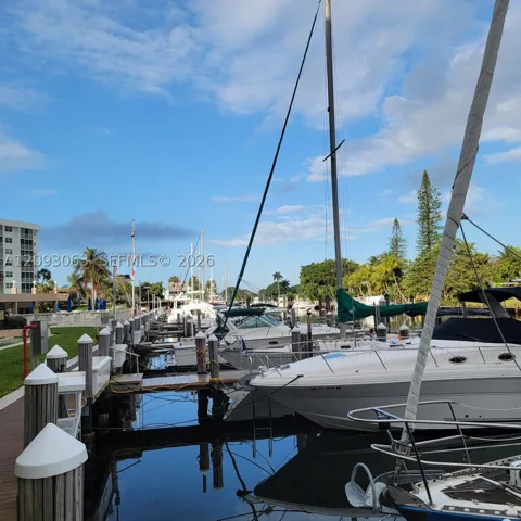 Dock
