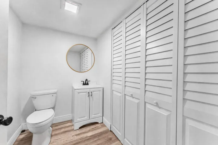 Guest half bath