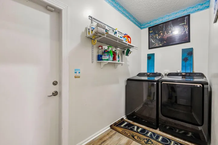 13-web-or-mls-Lexington Dr-S2109-013