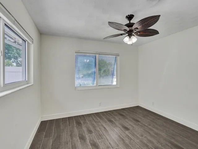 Primary bedroom 1
