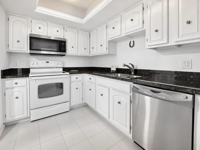 10-web-or-mls-3066 (3)