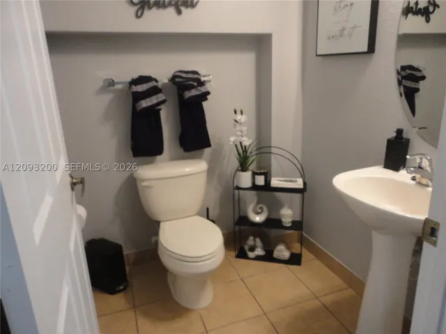 Downstairs Half Bathroom