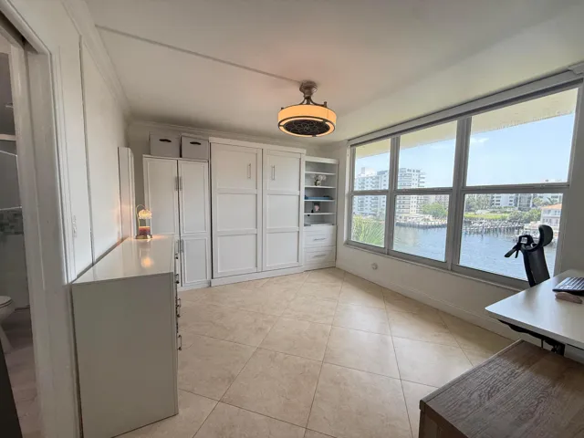 bedroom waterview 2