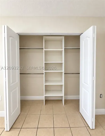 primary bd closet