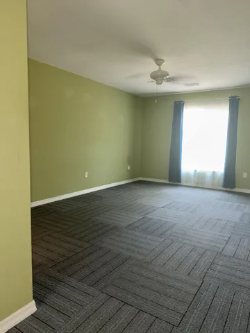Main bedroom (1)