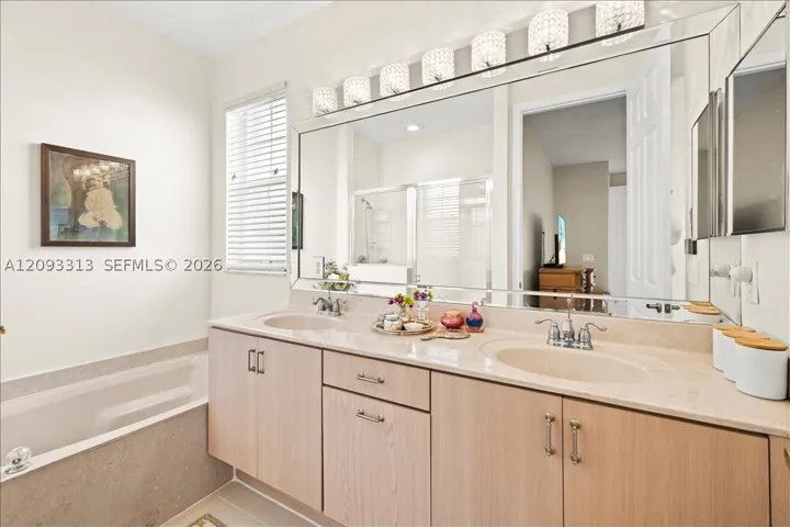 Primary En suite