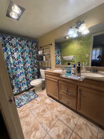 Primary bath