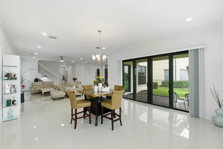 #19 Extened Room