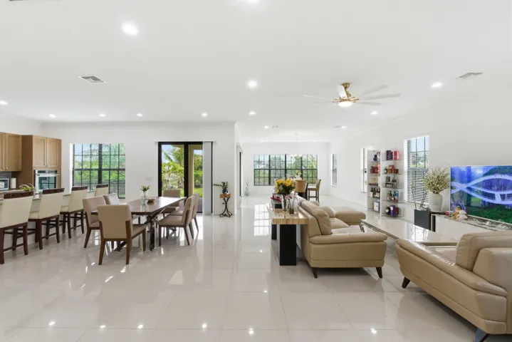#10 Great Room