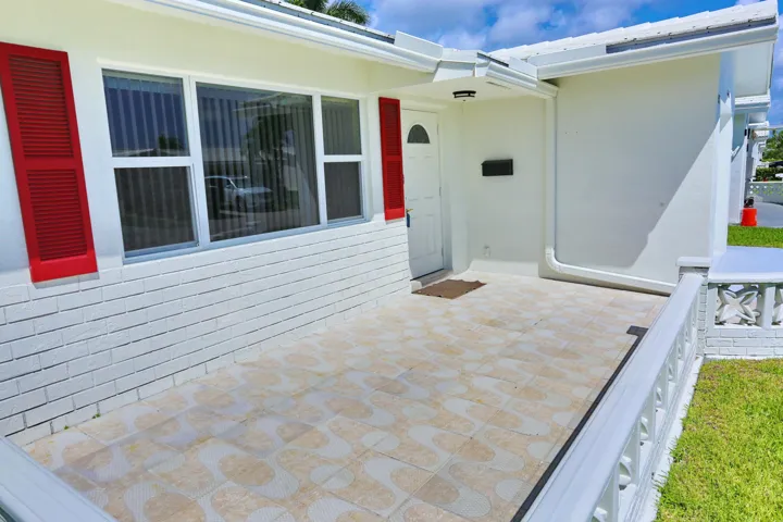 004-041-Patio-4200x2800