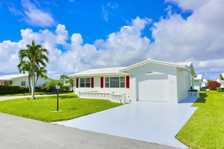 003-019-Exterior Front-4200x2800