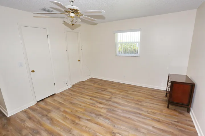 026-022-Master Bedroom-4200x2800
