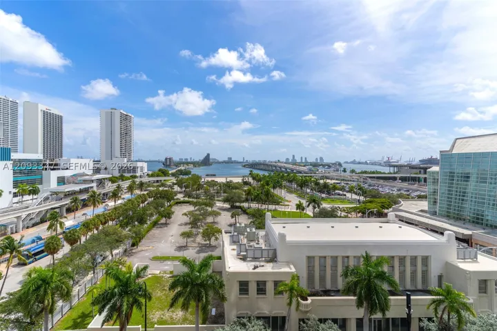 Biscayne Bay, Museum Park and causeway views from 1400 Biscayne Blvd