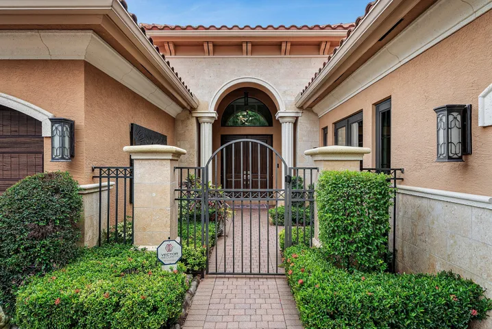 ENTER THROUGH A COURTYARD