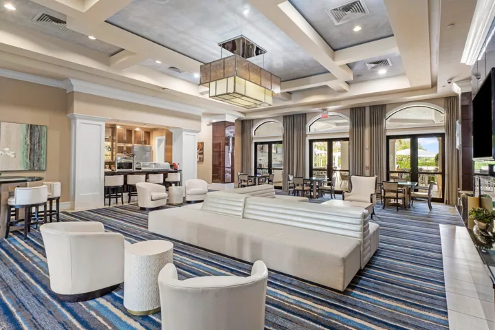 GOLDEN GATE ROOM