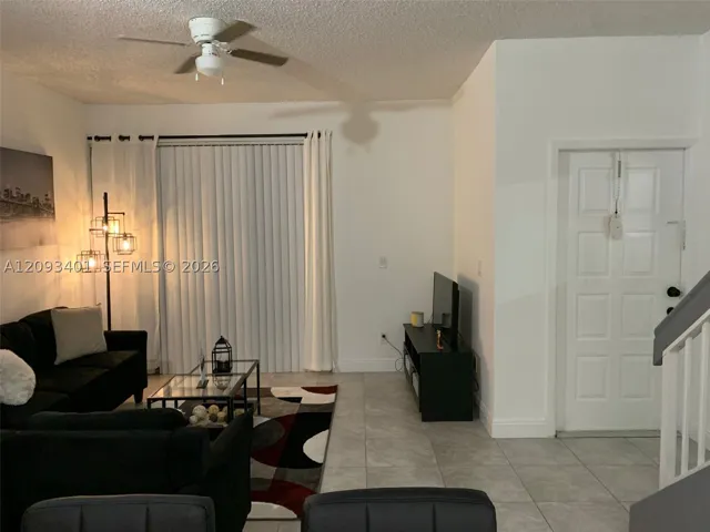 18342 Nw 68th Ave O, Hialeah, Florida 33015