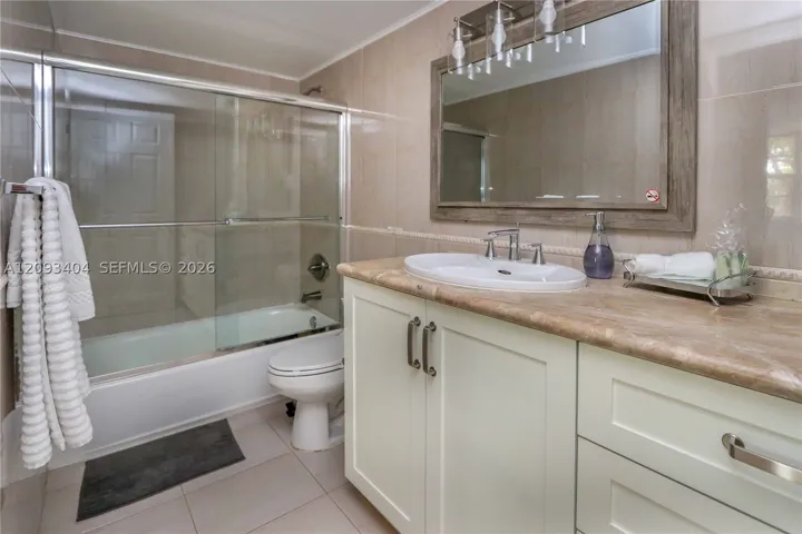 19555 E Country Club Dr 8202, Aventura, Florida 33180