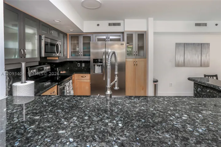 19555 E Country Club Dr 8202, Aventura, Florida 33180
