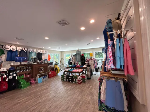 Golf store