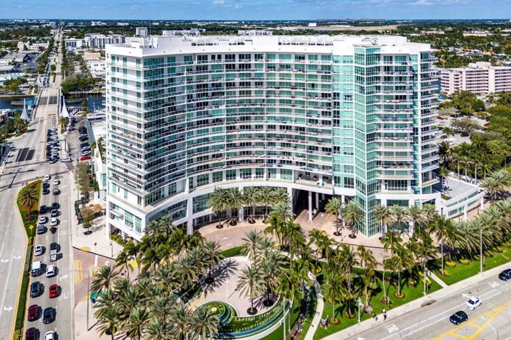 1 N Ocean Boulevard 1607 10
