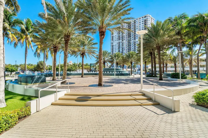 038-1NorthOceanBoulevard-806-PompanoBeac