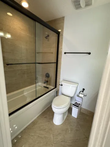 1st floor bath