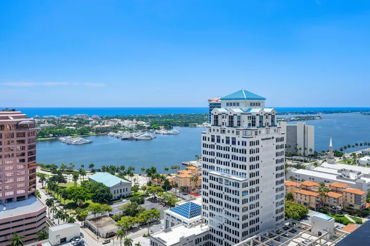 Incredible Views from Iconic Rooftop