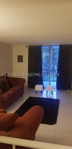3650 Inverrary Dr 2y, Lauderhill, Florida 33319
