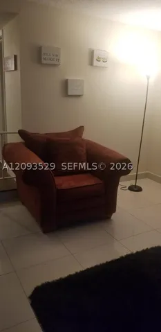 3650 Inverrary Dr 2y, Lauderhill, Florida 33319