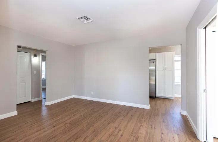 823 3rd Ave_Inside
