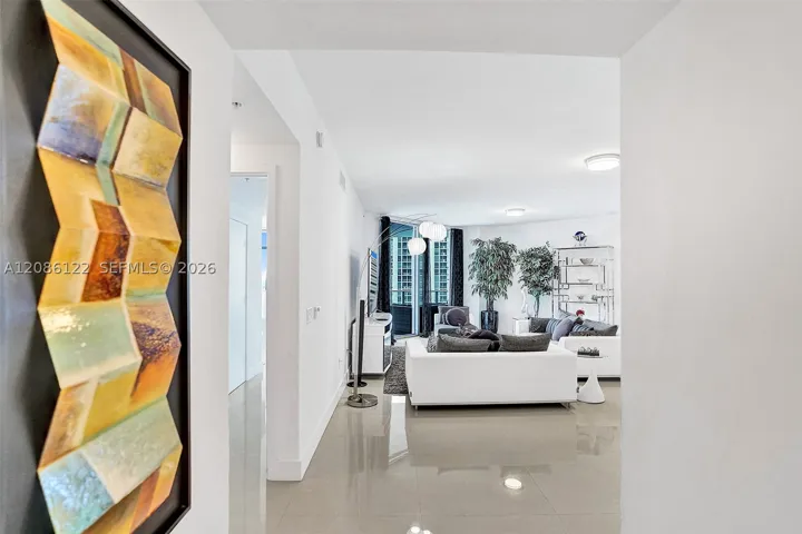 17301 Biscayne Blvd 1207, North Miami Beach, Florida 33160