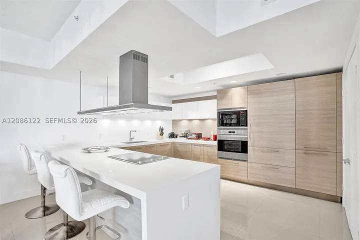 17301 Biscayne Blvd 1207, North Miami Beach, Florida 33160