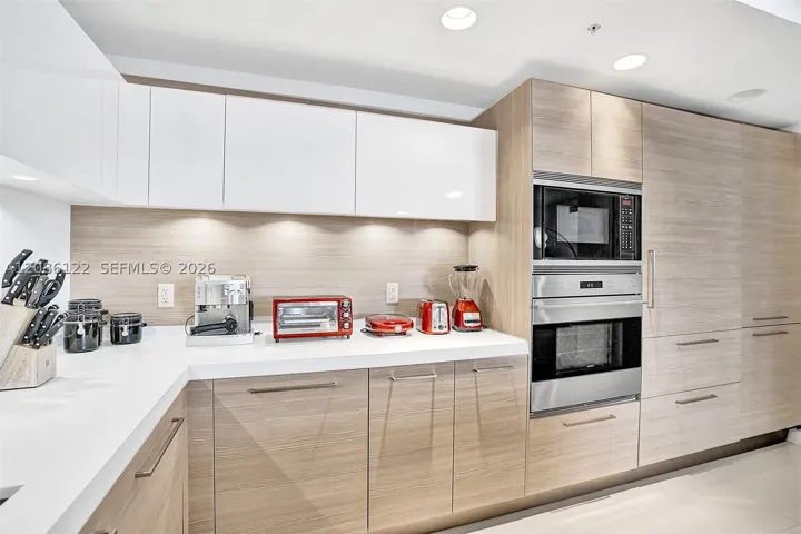 17301 Biscayne Blvd 1207, North Miami Beach, Florida 33160