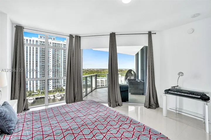 17301 Biscayne Blvd 1207, North Miami Beach, Florida 33160