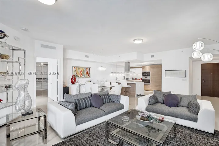 17301 Biscayne Blvd 1207, North Miami Beach, Florida 33160